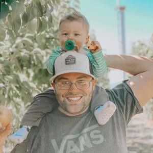 Meet your Posher, Wade